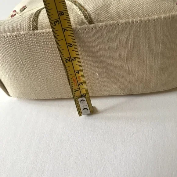 Special Occassion Beautiful Embroidered Handbag NWOT - Picture 10 of 11